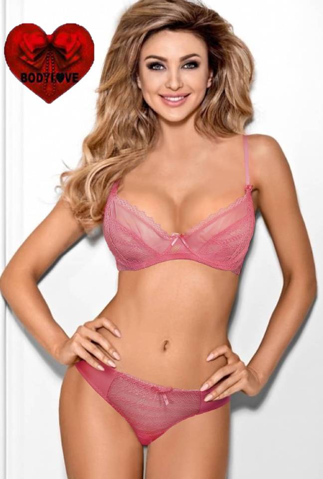 Ensemble Bess rose