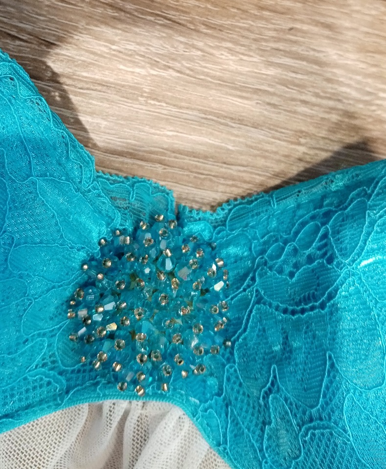 Nuisette Aimie turquoise et blanc